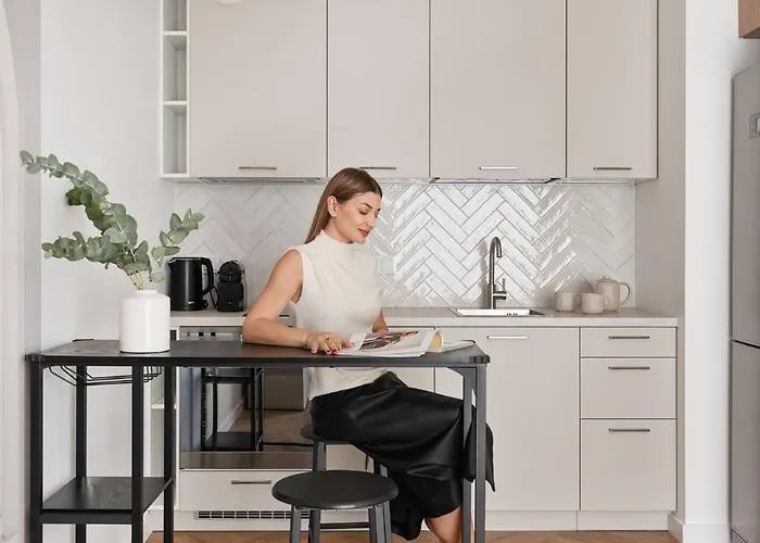 Towarowa Square & Parking By Downtown Apartment Warsaw